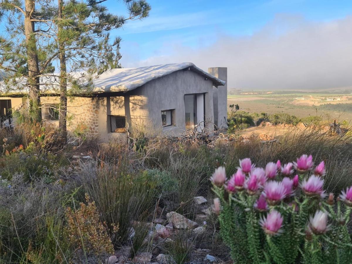 Avani Lodge Private Nature Reserve Botrivier Buitenkant foto